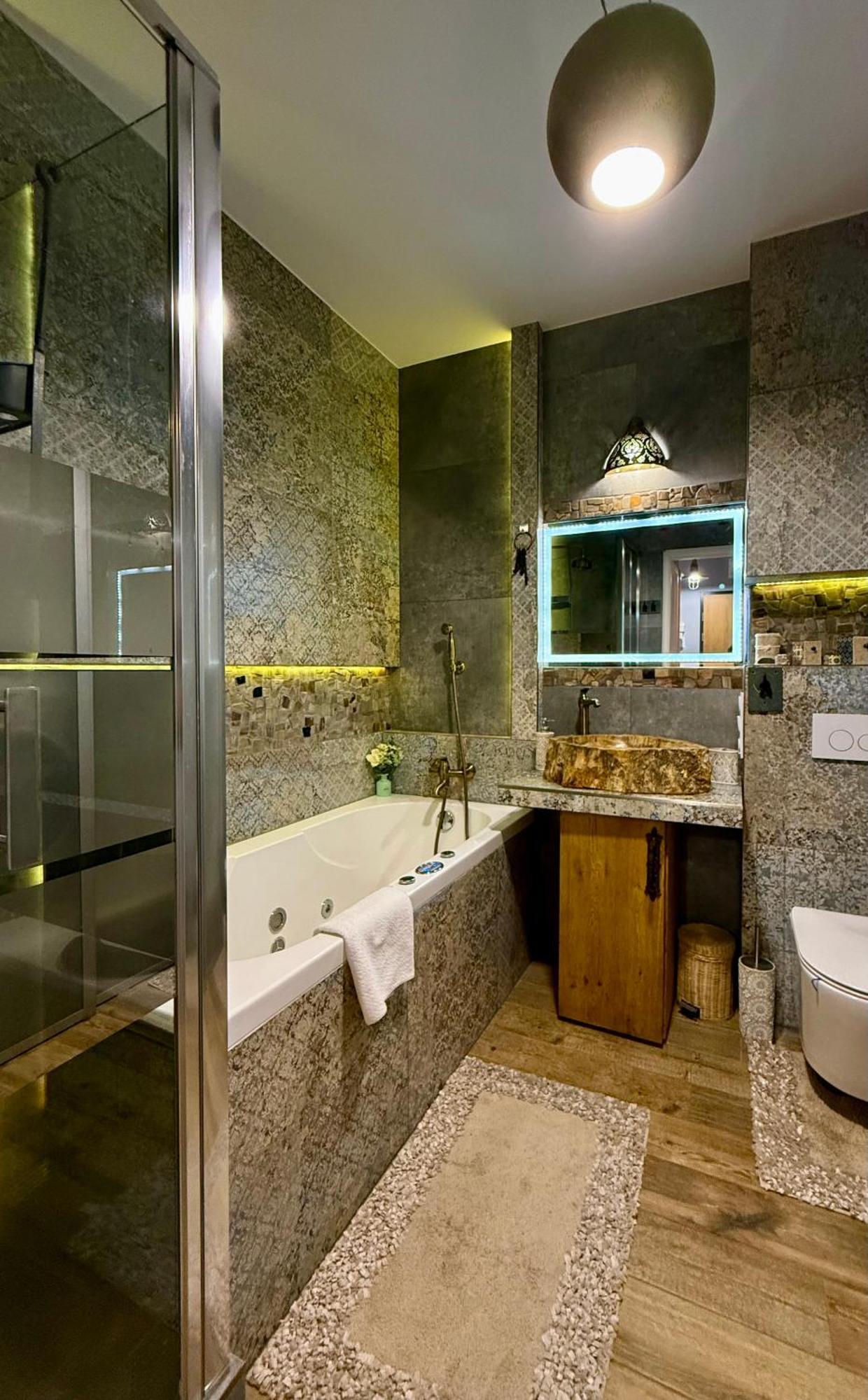 Exclusive Jacuzzi Penthouse With Garage * Krakau